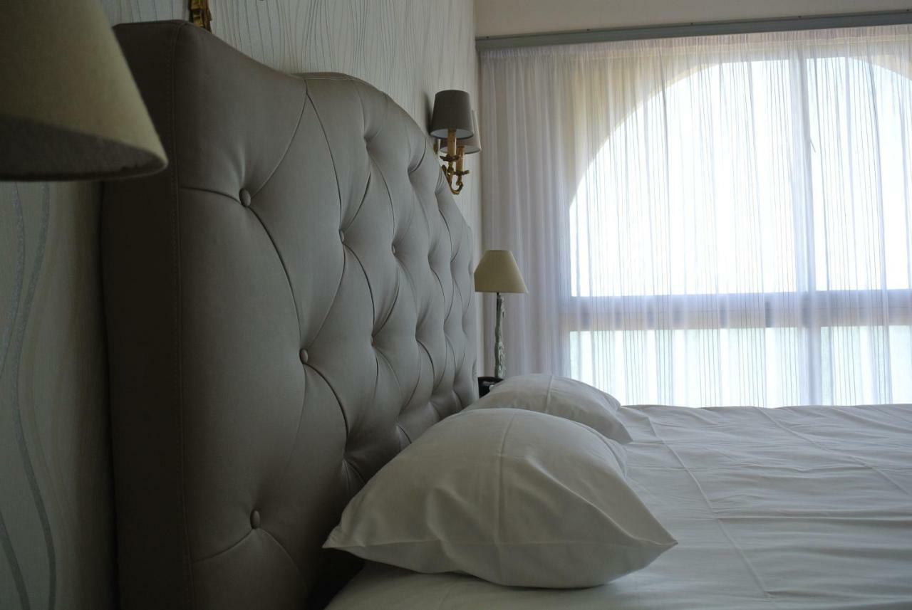 Hotel Primavera サン・パレ・シュル・メール エクステリア 写真